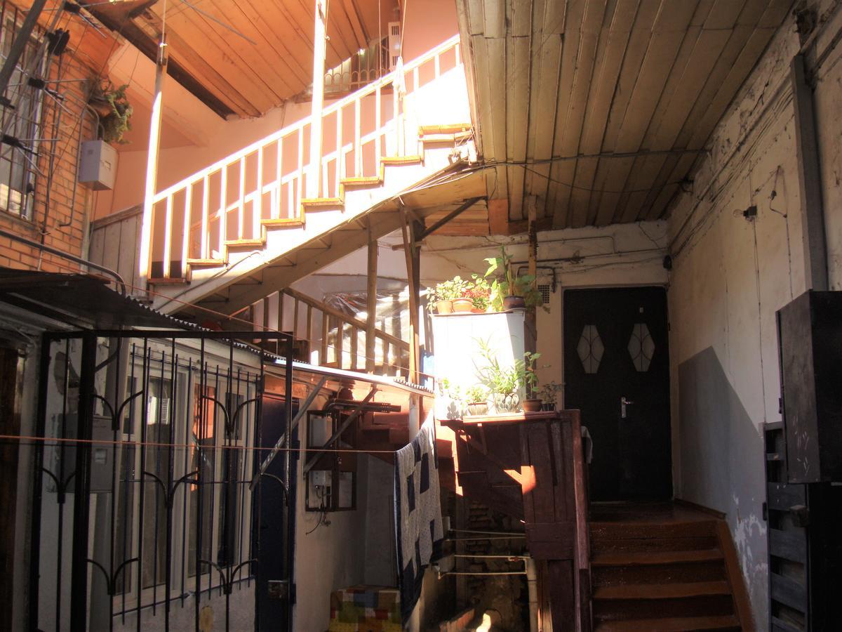 My Old Tbilisi Apartment Exterior photo